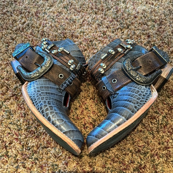 Freebird by Steven Saloon - Picture 3 of 8